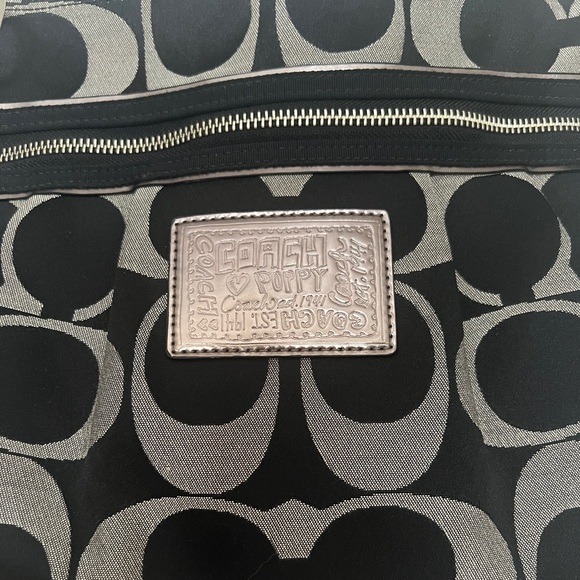 COACH Poppy Shoulder Bag Purse - Picture 4 of 14